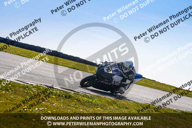 anglesey no limits trackday;anglesey photographs;anglesey trackday photographs;enduro digital images;event digital images;eventdigitalimages;no limits trackdays;peter wileman photography;racing digital images;trac mon;trackday digital images;trackday photos;ty croes